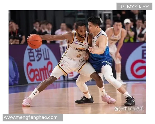 CBA联赛精彩对决北京队与新疆队激烈角逐圆满结束